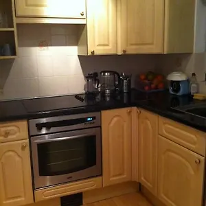 https://1-bed-flat-7mins-to-nec-airport.hotelsin-nottingham.com